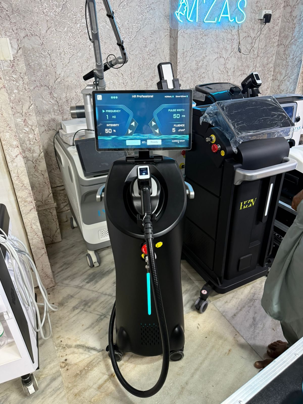 ABL Cosmoglow machine setup 32